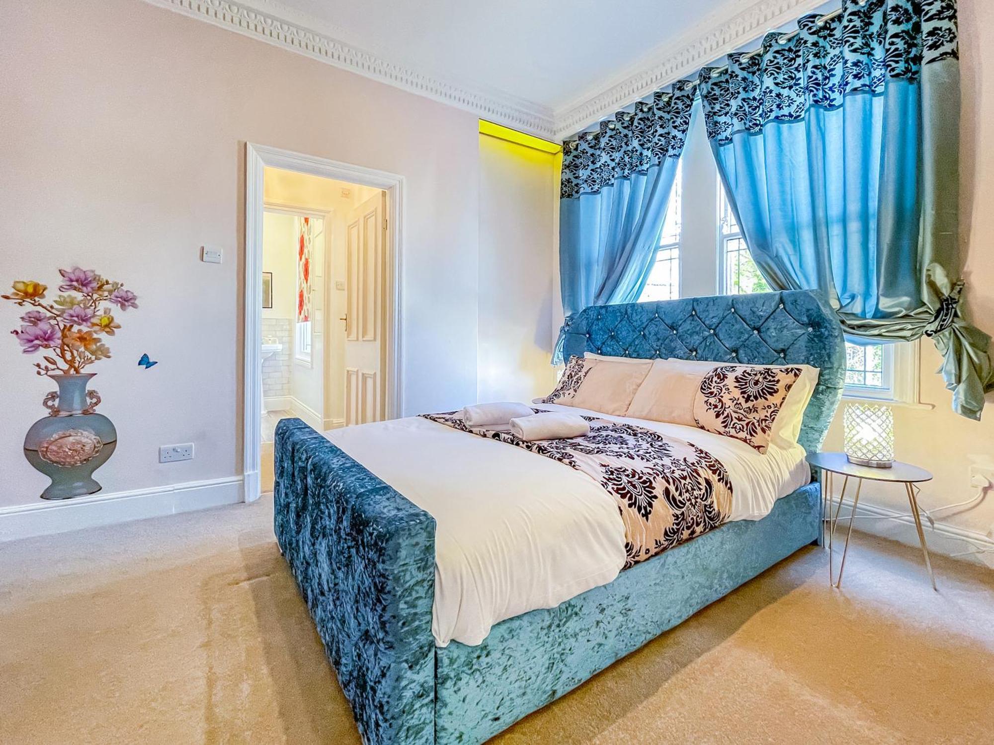 *Rf9Bc* For Your Most Relaxed & Cosy Stay + Free Parking + Free Fast Wifi * ลีดส์ ภายนอก รูปภาพ